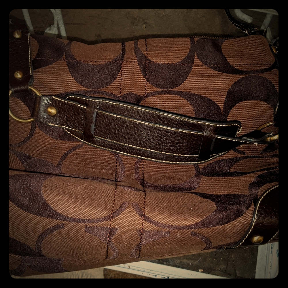 Coach purse (gently used)